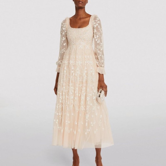 Needle&thread - Picture 9 of 17